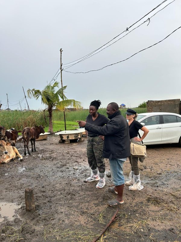 12 Onheto2 Elevage Visite Terrain